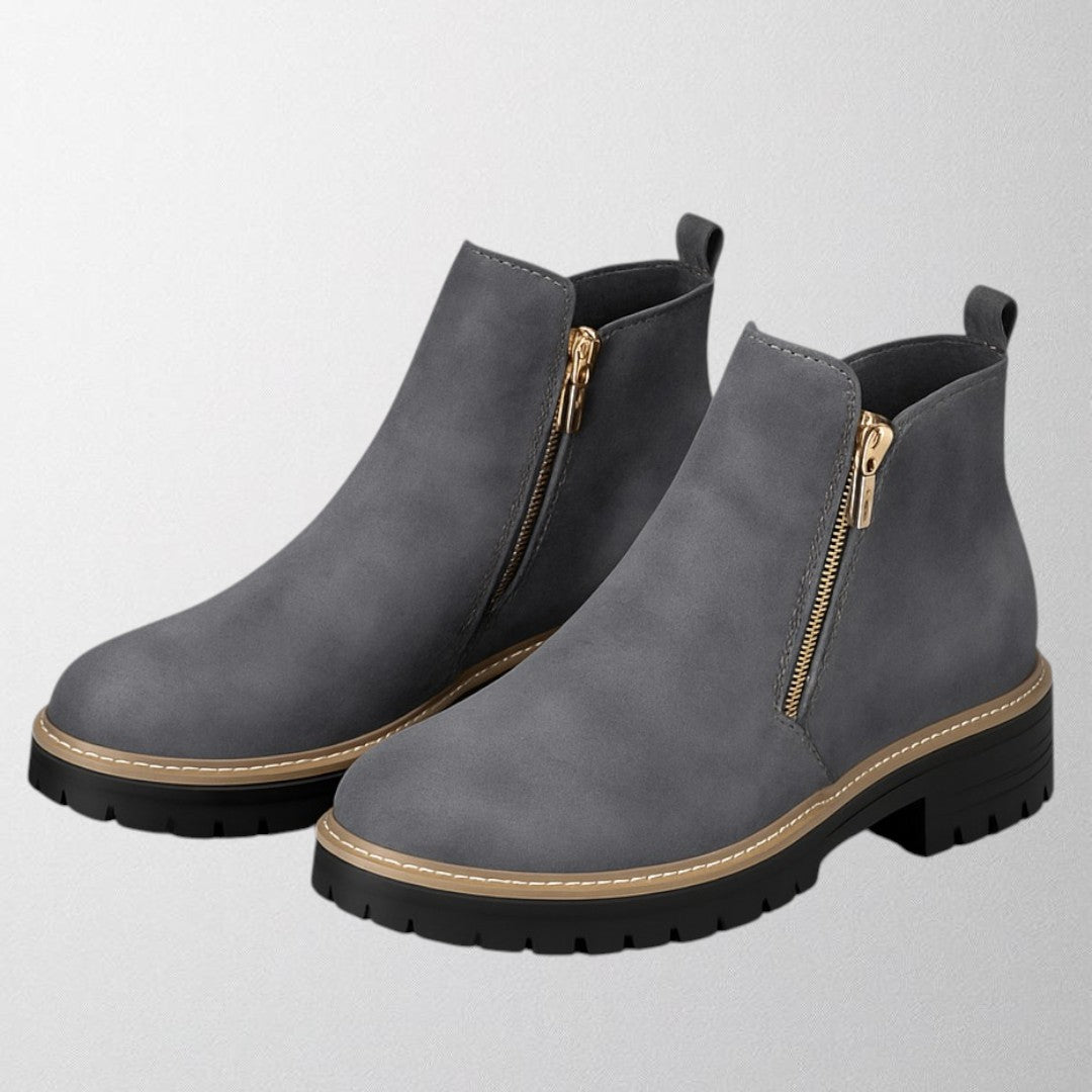 Elma – Women's shoe with round toe and side zip fastening