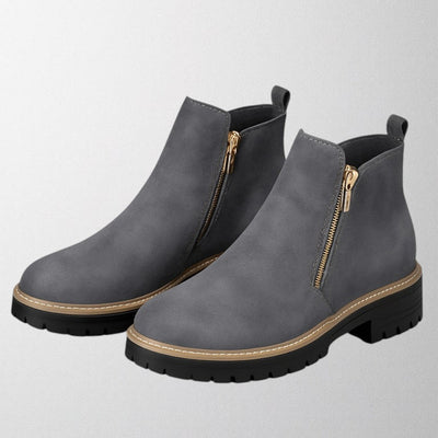 Elma – Women's shoe with round toe and side zip fastening