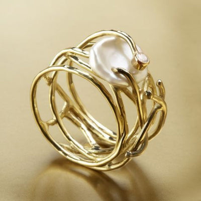 Emma™ | Thin gold ring with a pearl