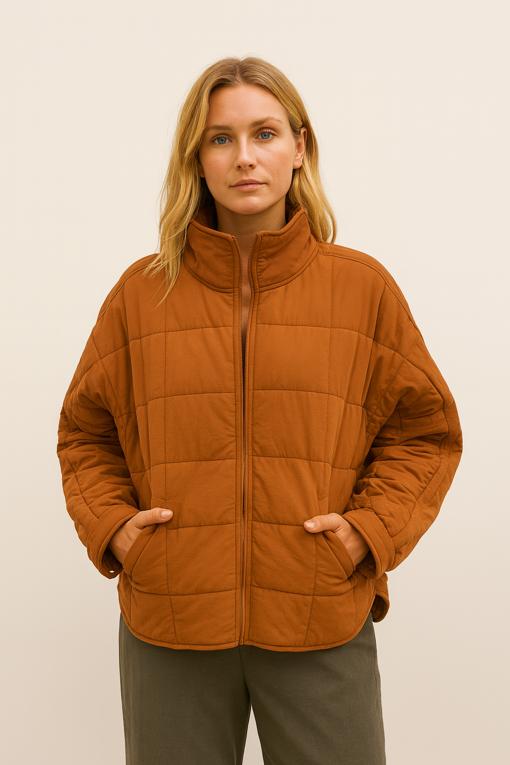 APRIL – LIGHTWEIGHT COMPACT ZIP PUFFER JACKET