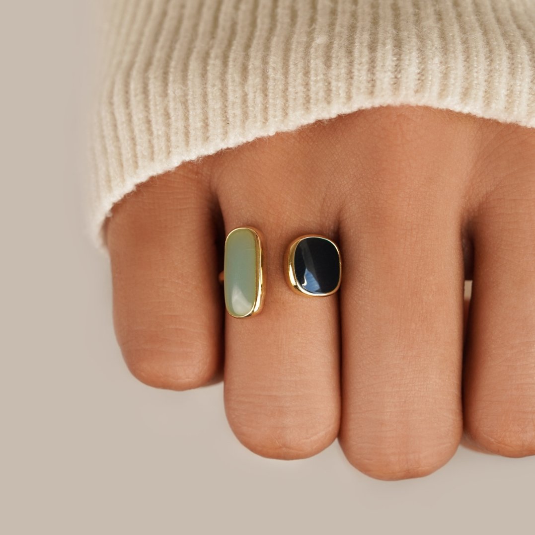 Emma™ | Unique wrapped ring