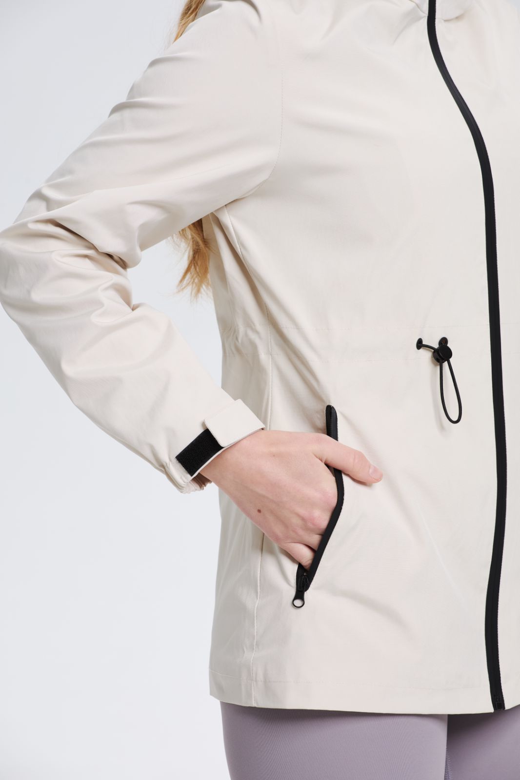 SAGE | LIGHTWEIGHT WATER REPELLENT RAINCOAT