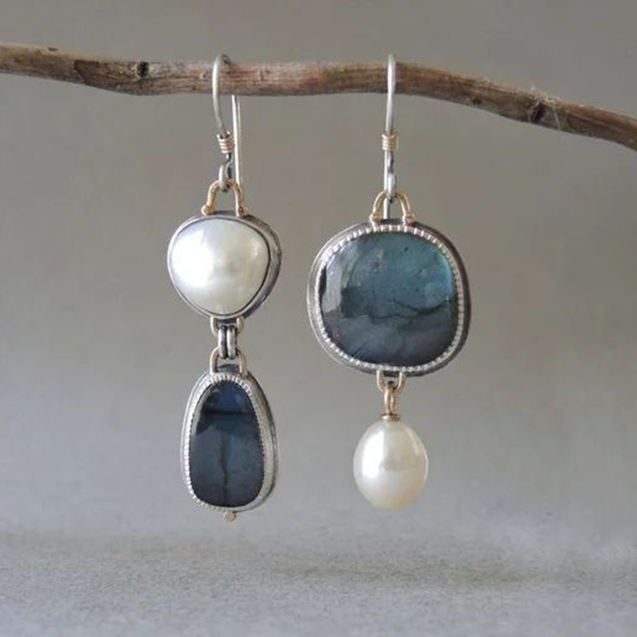 Emma™ | Earrings with natural blue stone