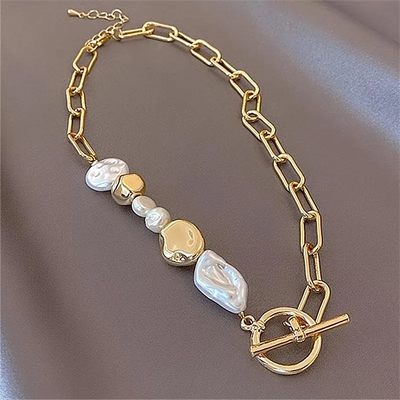 Emma™ | Golden Pearl Necklace