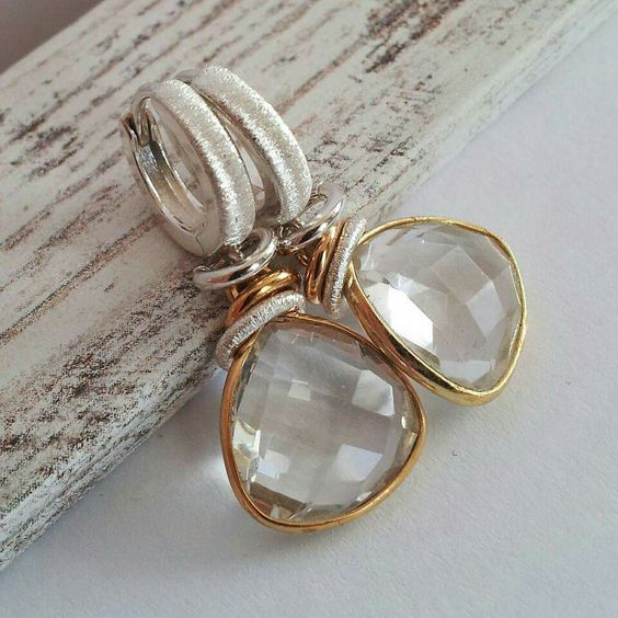 Emma™ | White Glass Earrings