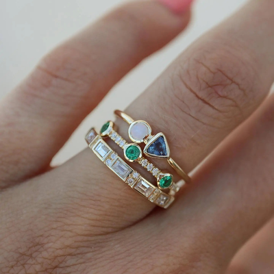 Emma™ | Earrings with white opal and forest zirconia