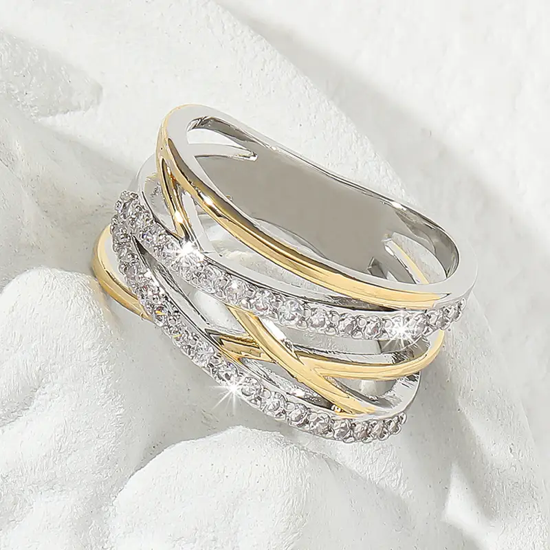 Emma™ | Gold and Zirconia Ring in Silver