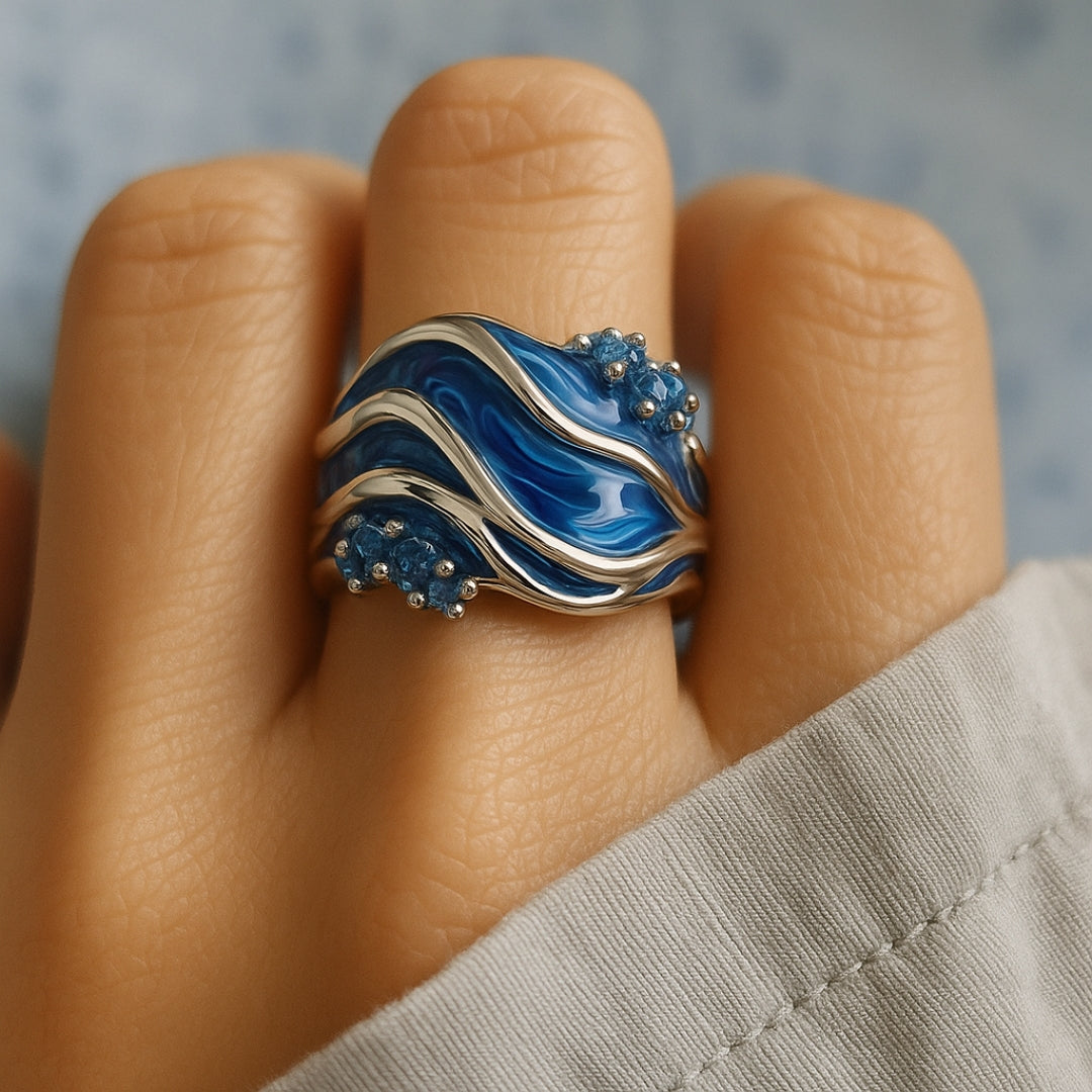 Emma™ | Gold Wavy Ring Ocean